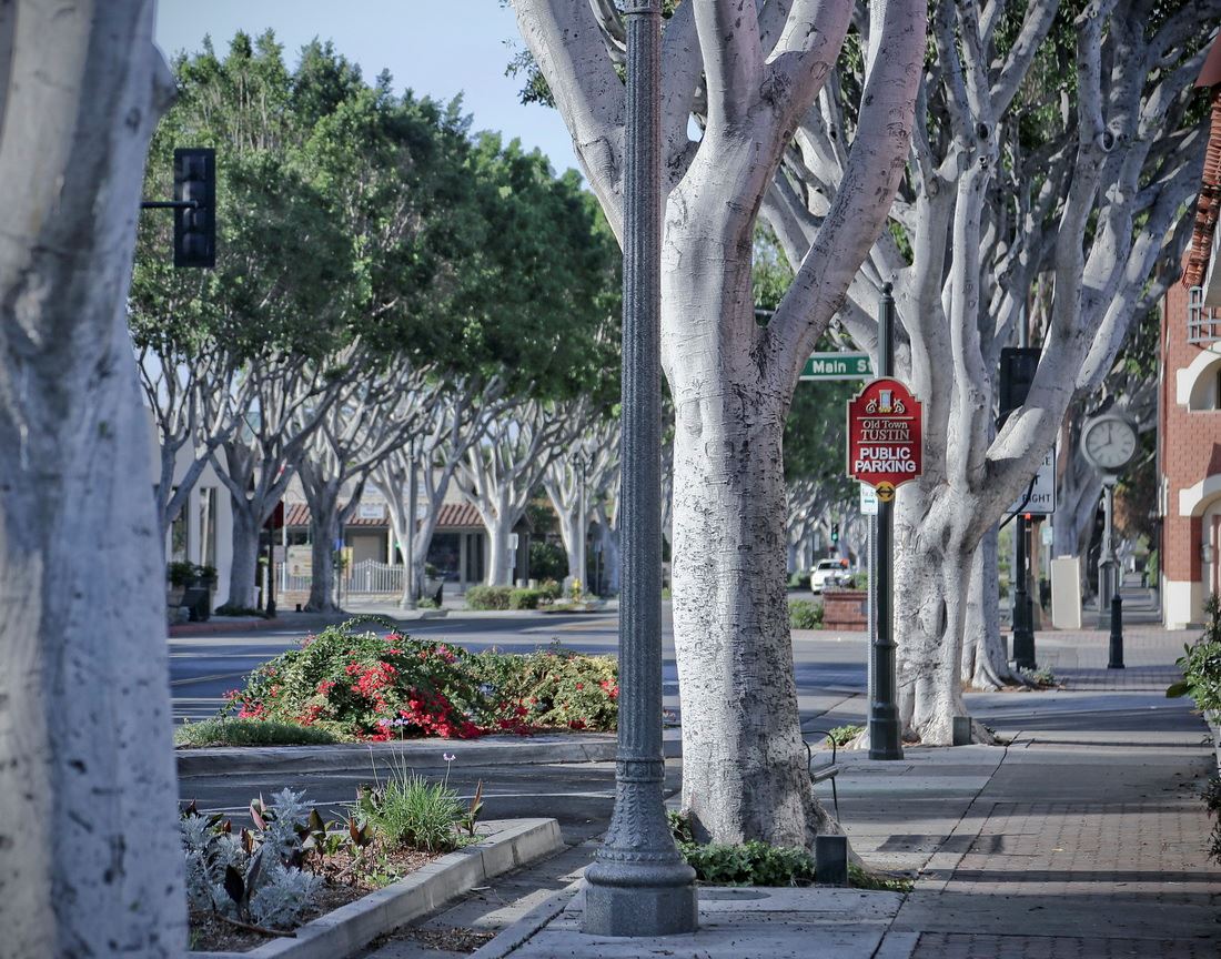 Old Town Tustin Promenade